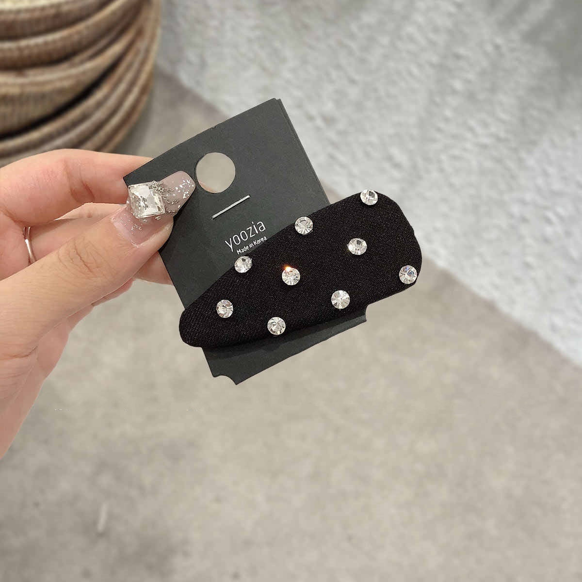 Bang Clip Simple Black Diamond Hair Clip