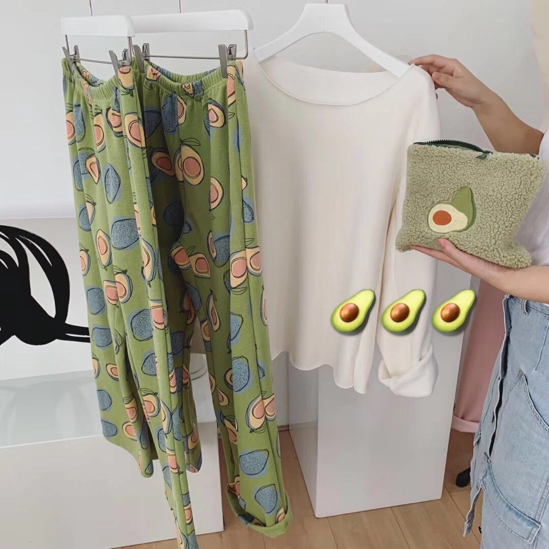 Portable Aavocado Lamb Carries a Makeup Bag