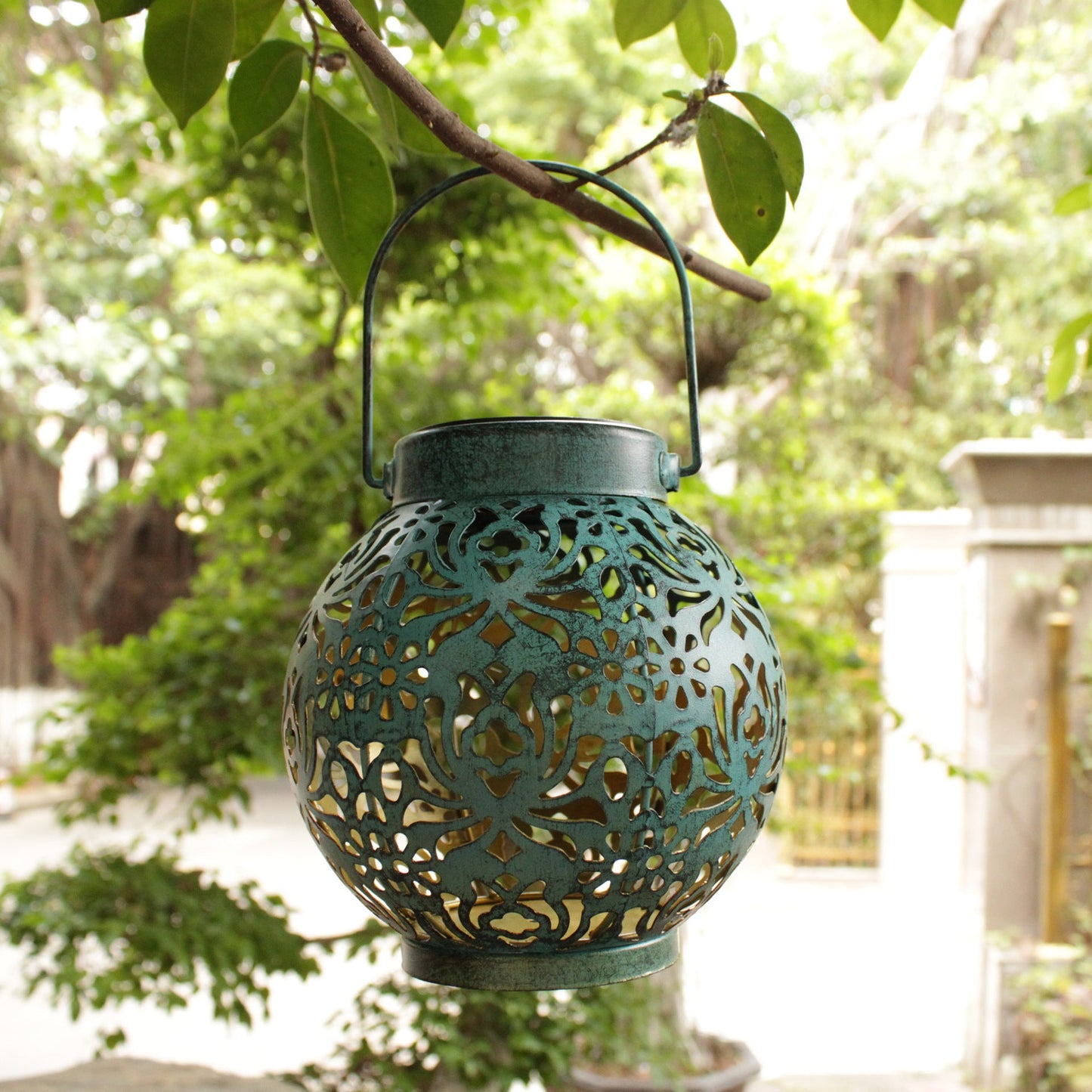 Solar Outdoor Courtyard Wrought Iron Hollow Projection Hanging Lamp