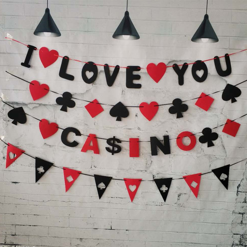 1set Casino Theme Party Ornament Playing Cards Banner Bunting 12inch Spades Heart Latex Balloon For Birthday Party Hanging Decor