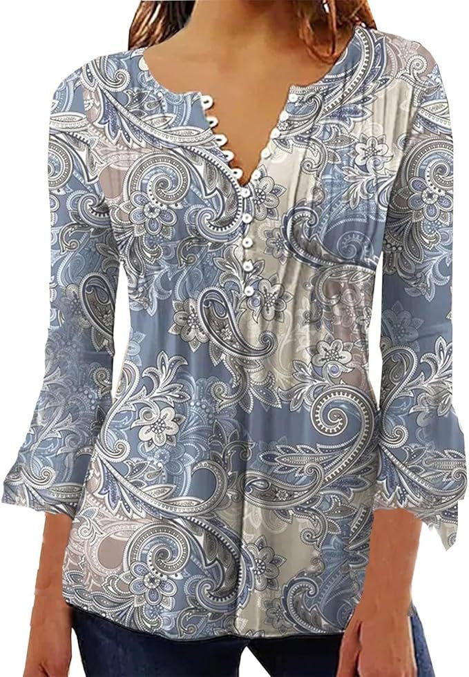 Women's Single-breasted Fashion V-neck Half-sleeve Top