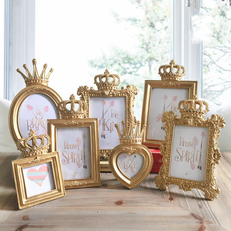 Set the crown photo frame