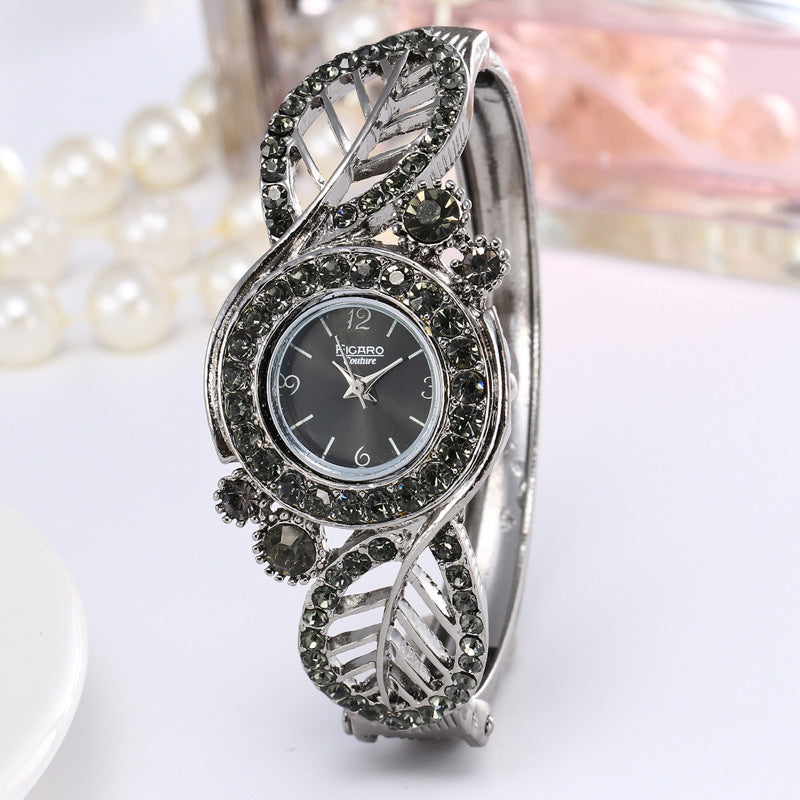 Four-leaf clover diamond bracelet watch