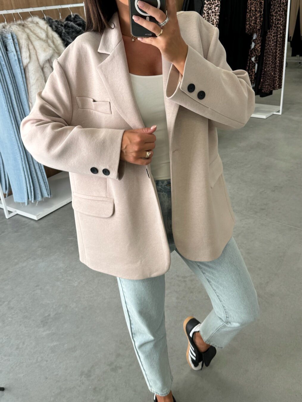 Women's Long-sleeved Suit Collar Top