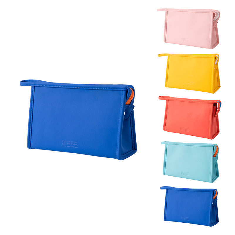 Portable PU cosmetic bag Large capacity triangle bag