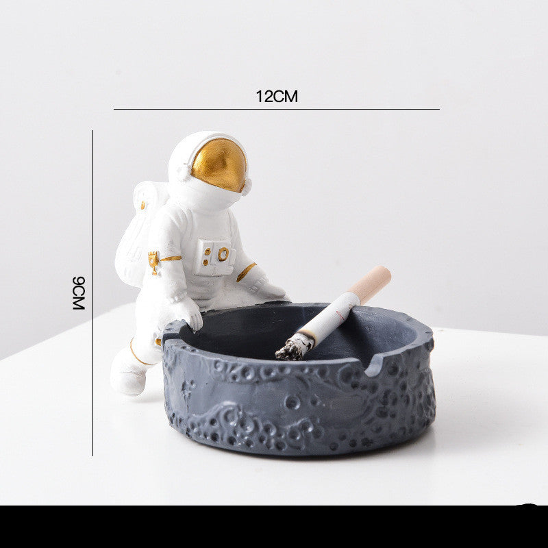 Cartoon astronaut ashtray