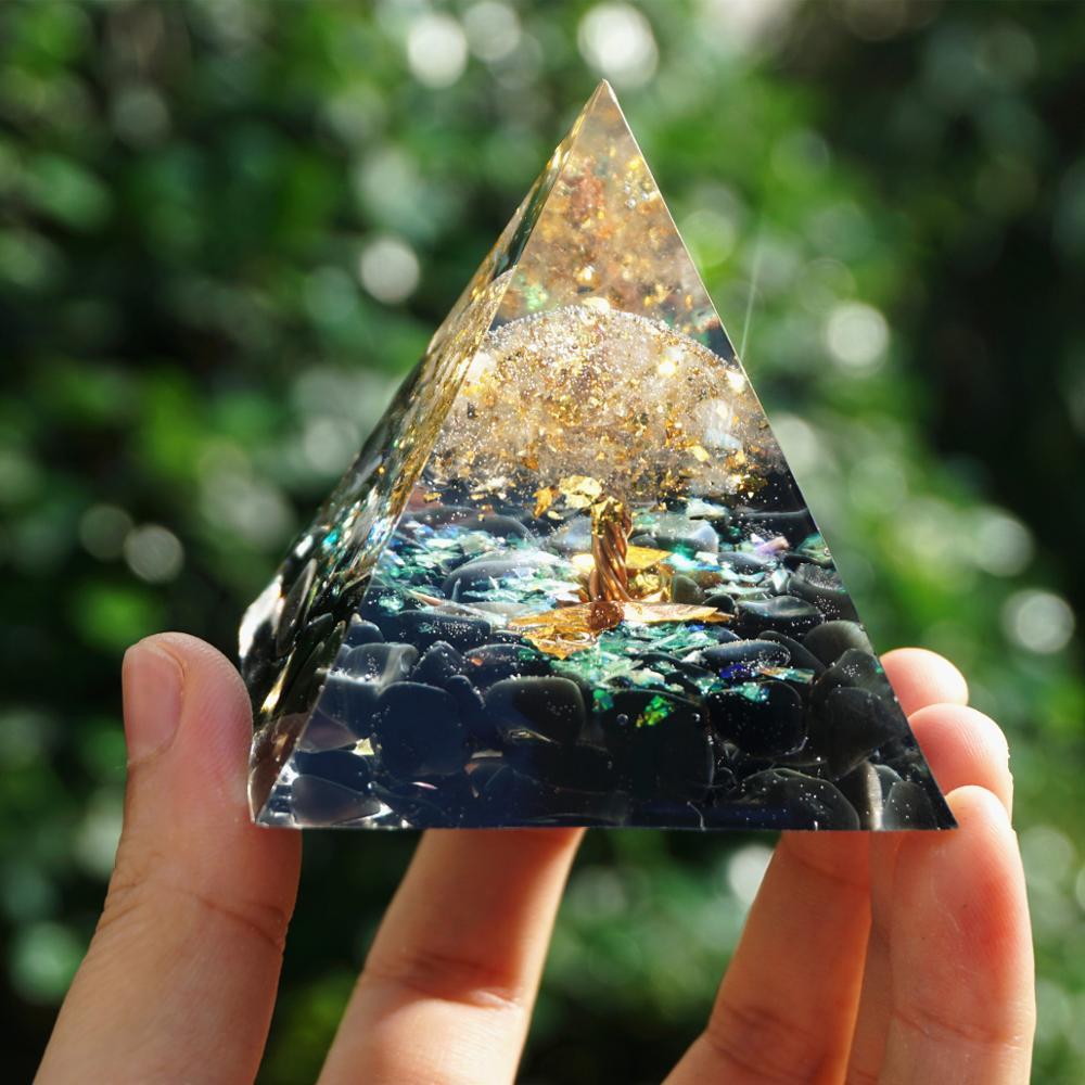 6cm Crystal Ball Chakra Pyramid Crystal Gravel