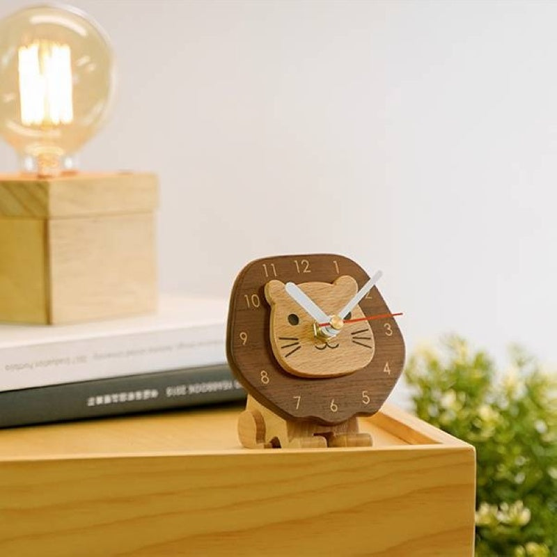 Cute Prairie Little Lion Clock Desktop Clock Bedside Clock