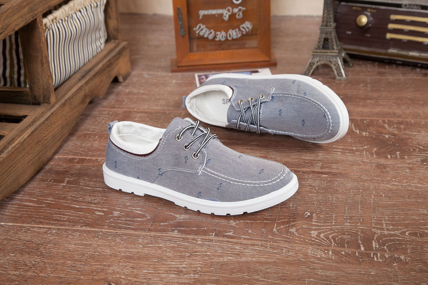 Casual men's board shoes canvas shoes