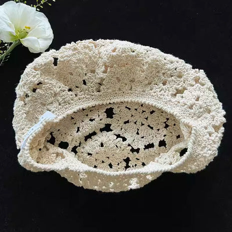 Niche Retro Handmade Hollow Beret