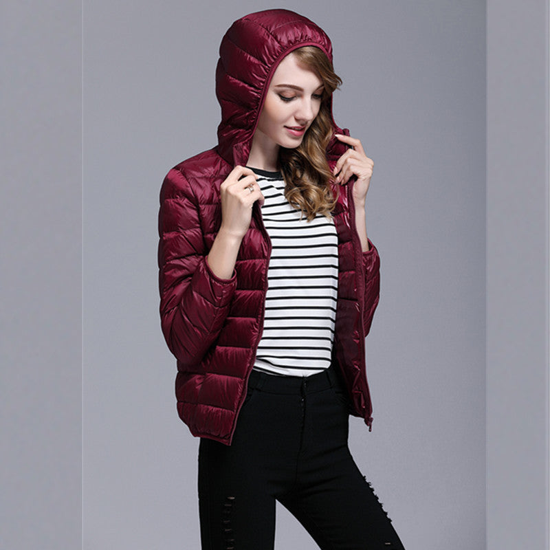 Lightweight Short Type Hooded Down Jacket