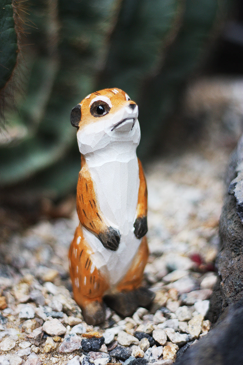 Pure Handmade Wood Carving Fat Bird Chirping