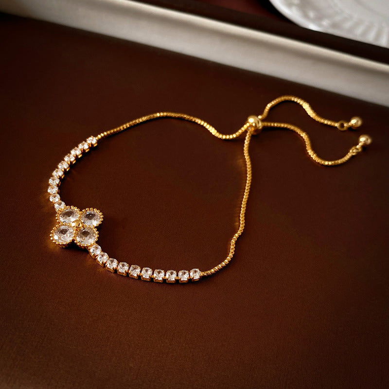 Four-petal Flower Zircon Bracelet Minority All-match Bracelet