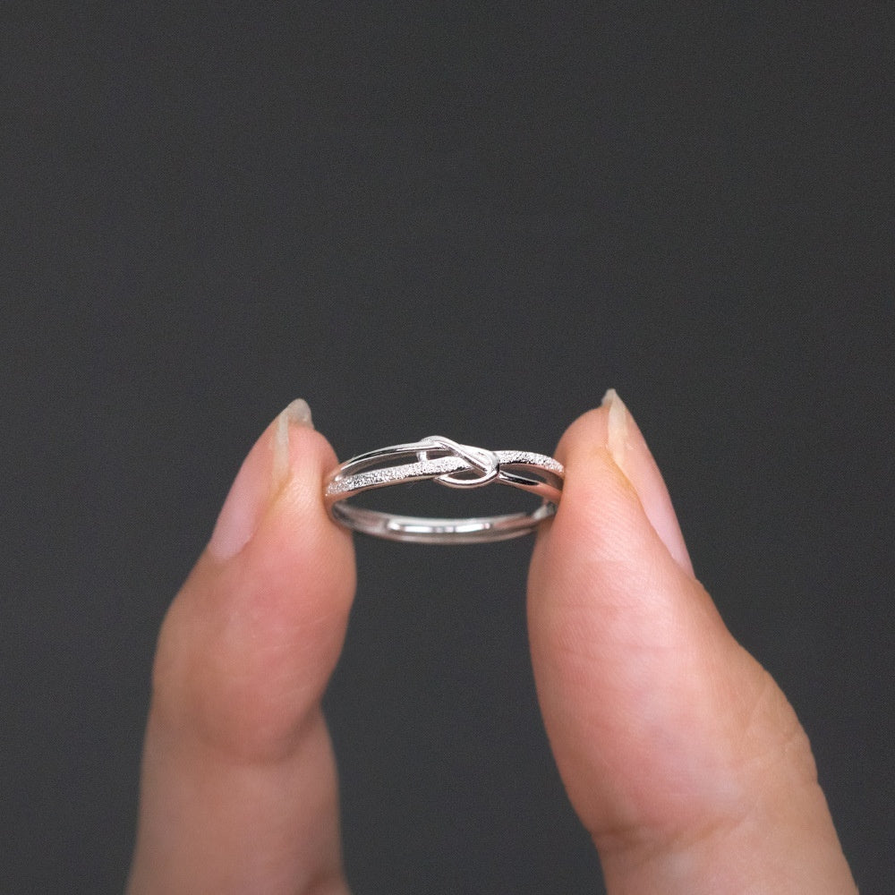 Sterling Silver Starry Frosted Bends And Hitches Ring Niche