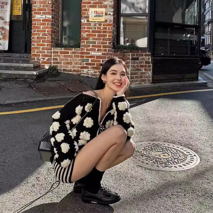 Women's French-style High-grade Heavy-duty Three-dimensional Crocheted Knitted Cardigan