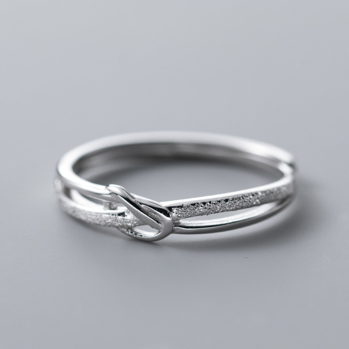 Sterling Silver Starry Frosted Bends And Hitches Ring Niche