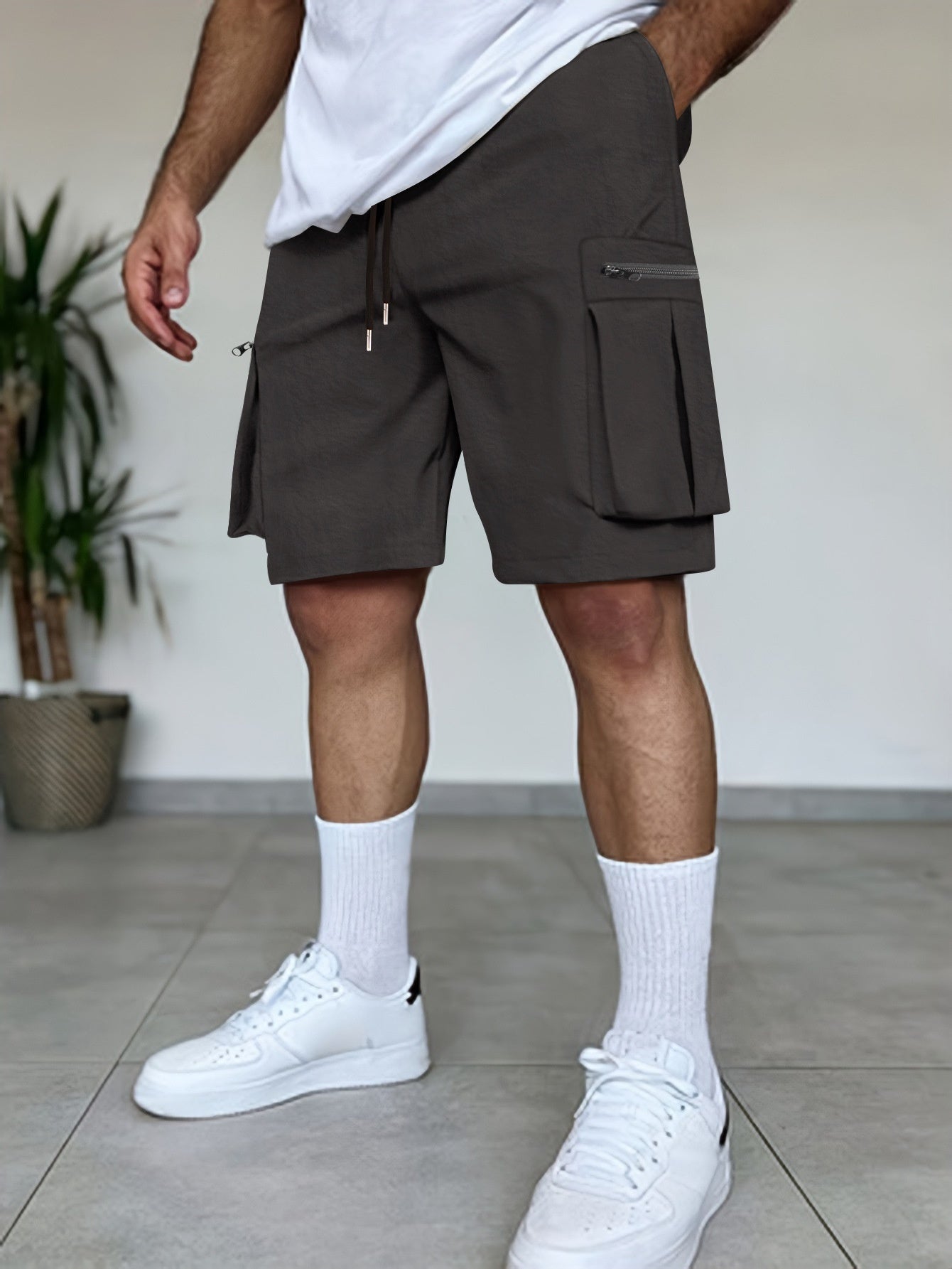 Outdoor Multi-Pocket Workwear Shorts