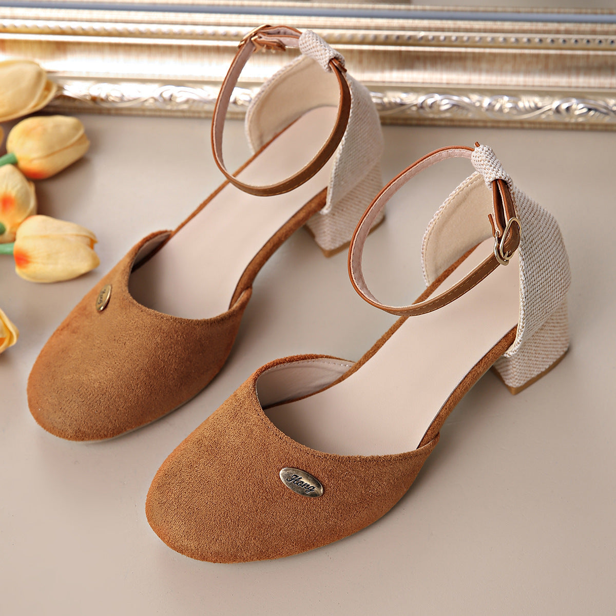 Plus Size Color Block Closed Toe Sandals Stylish And Lightweight Suede Buckle Women's Shoes