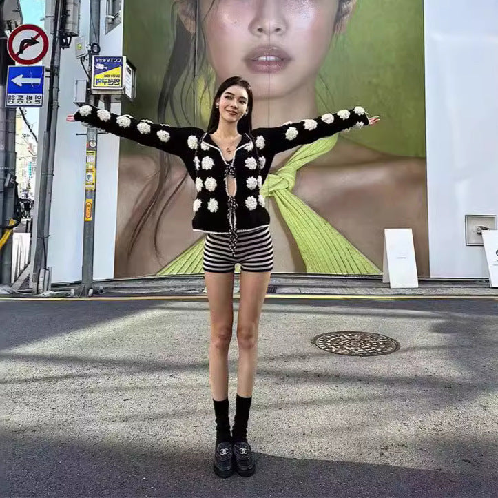 Women's French-style High-grade Heavy-duty Three-dimensional Crocheted Knitted Cardigan