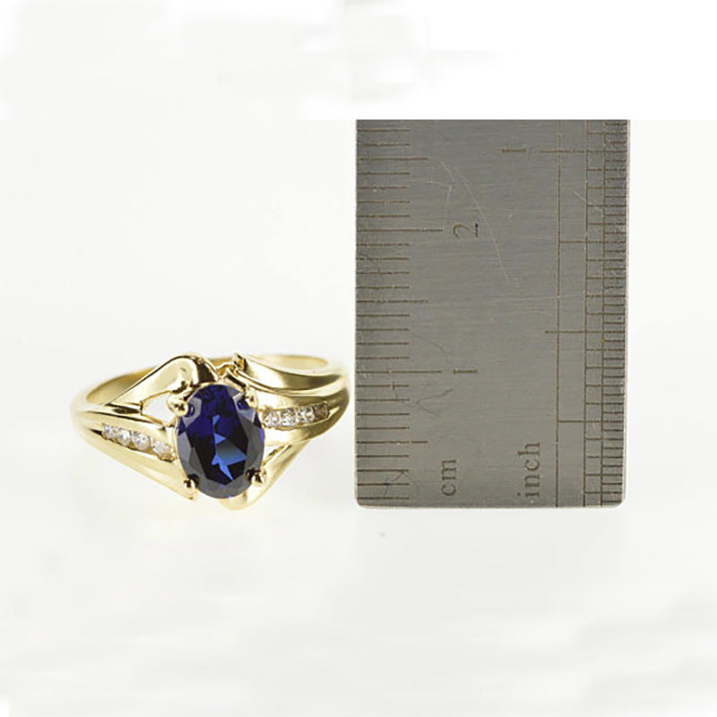 18K Sapphire Ring Fashionable And Exquisite