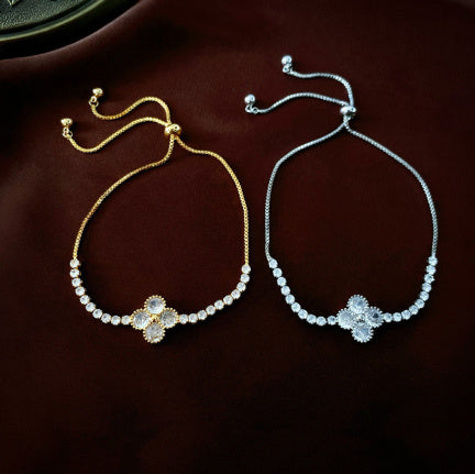 Four-petal Flower Zircon Bracelet Minority All-match Bracelet